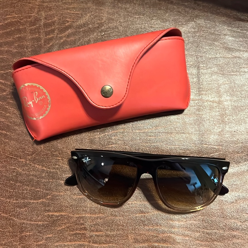 Authentic Ray-Ban, RB 4147 Wayfair sunglasses with case